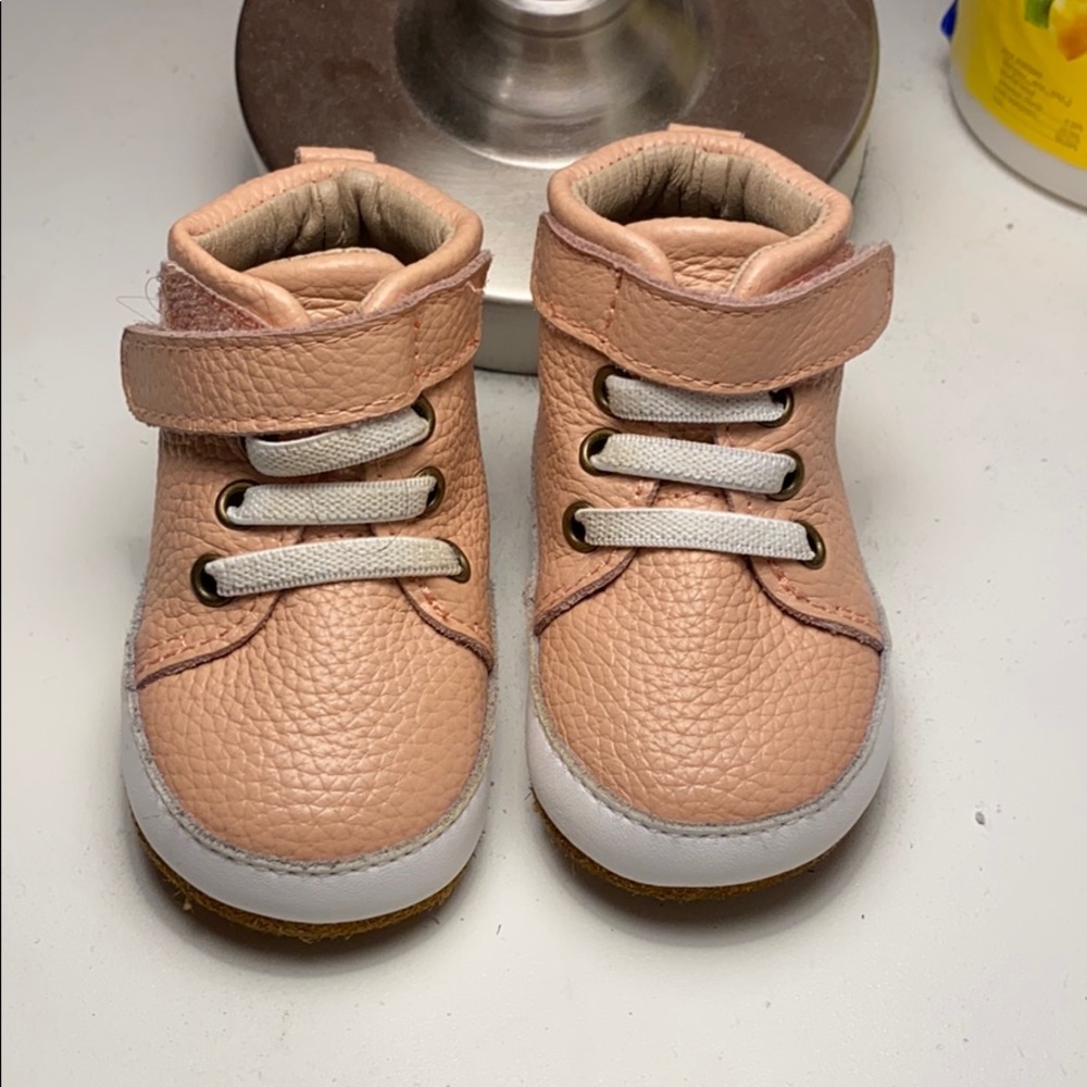 Monkey Feet
